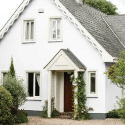 Sandtex® Textured Masonry Paint Pure Brilliant White - 5L -Sandtex Shop 12807345 9504871505820080