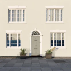 Sandtex® Ultra Smooth Masonry Paint Ivory Stone - 10L -Sandtex Shop 12810262 1844958586337710