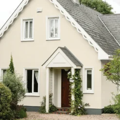 Sandtex® Ultra Smooth Masonry Paint Ivory Stone - 10L -Sandtex Shop 12810262 2064958586139671