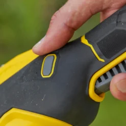 STANLEY FATMAX V20 18V Cordless 33Cm String Trimmer With Brushless Motor (Sfmcstb933M-Gb) 20 STANLEY FATMAX V20 18V Cordless 33Cm String Trimmer With Brushless Motor (Sfmcstb933M-Gb) -Sandtex Shop 12882302 1274843589571177