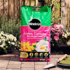 Miracle Gro Premium Azalea, Camellia & Rhododendron Ericaceous Compost - 40L -Sandtex Shop 12882812 2144843671852924