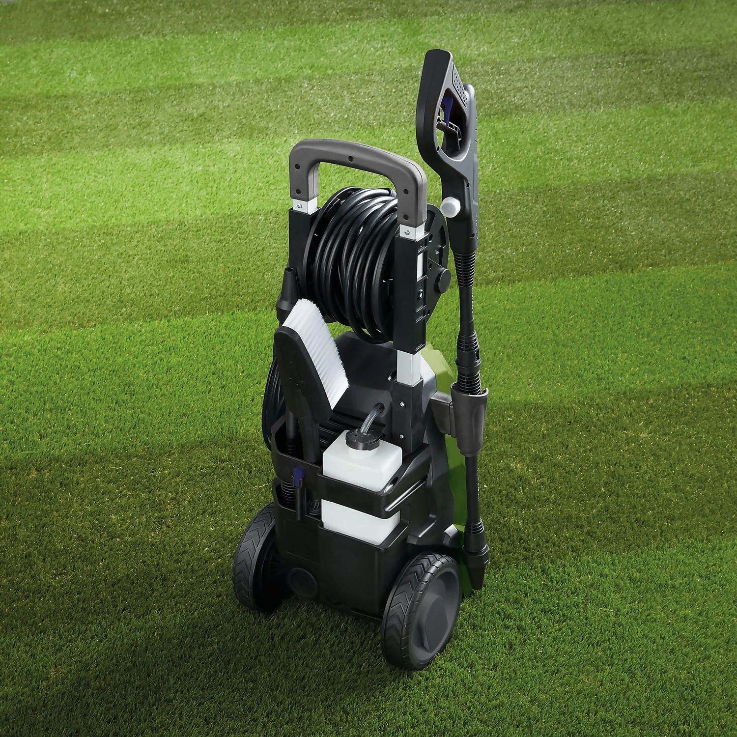 Powerbase 2000W Pressure Washer With Patio Cleaner 4 Powerbase 2000W Pressure Washer With Patio Cleaner - Image 2